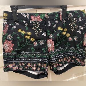 Old Navy Women's Shorts Size 12 Floral Pattern Everyday Short 3.5" Inseam Cotton